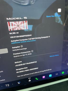 2023 Tesla Model S Plaid