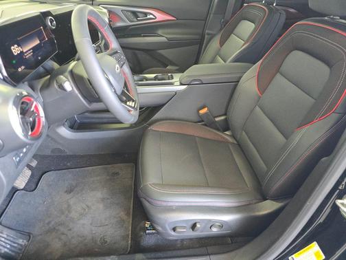 2025 Chevrolet Equinox EV RS