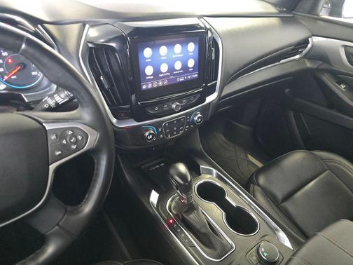 Mosaic Black Metallic 2023 Chevrolet Traverse LT Leather