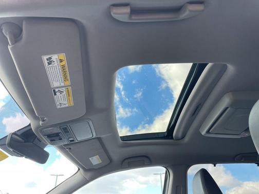 2022 Honda Pilot Touring 8-Passenger