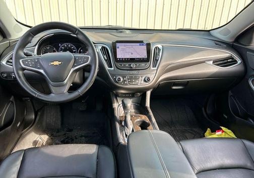 2023 Chevrolet Malibu FWD 2LT