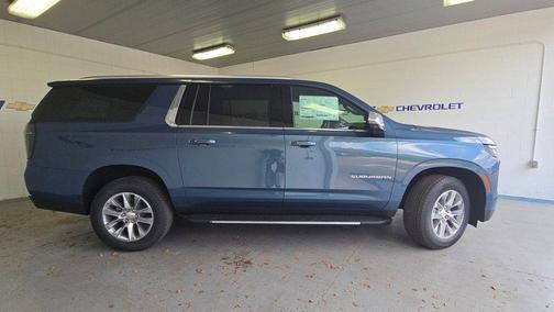 2025 Chevrolet Suburban Premier