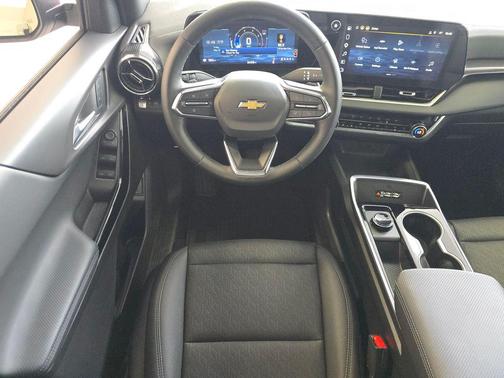 Cacti Green 2026 Chevrolet Equinox 1LT