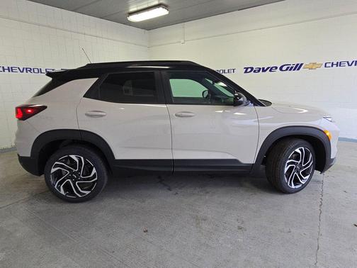 White Sands 2026 Chevrolet Trailblazer RS