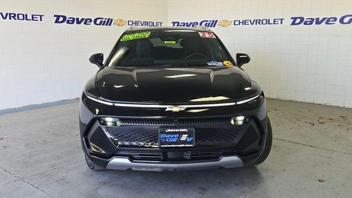 2025 Chevrolet Equinox EV LT