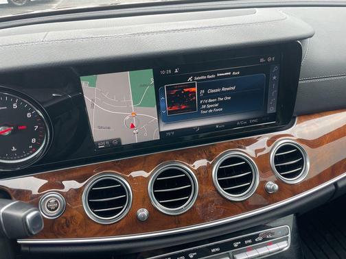 2017 Mercedes-Benz E-Class 4MATIC