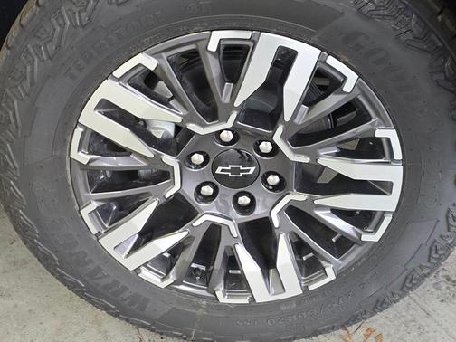 2026 Chevrolet Tahoe 4WD Z71