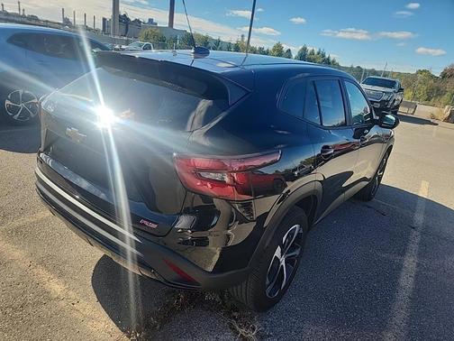 2024 Chevrolet Trax FWD 1RS