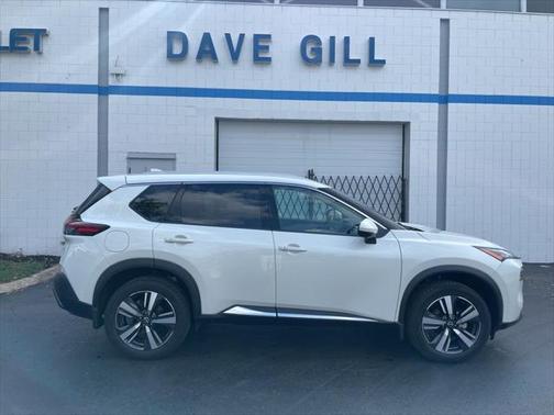 2022 Nissan Rogue SL