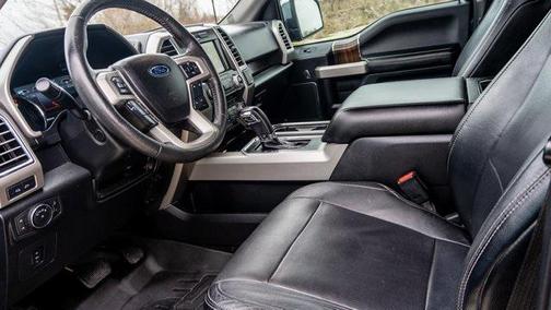Photo 5 of 8 of 2015 Ford F-150 Lariat