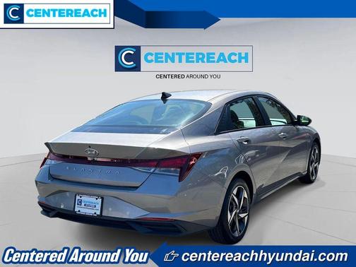Metal 2023 Hyundai ELANTRA SEL