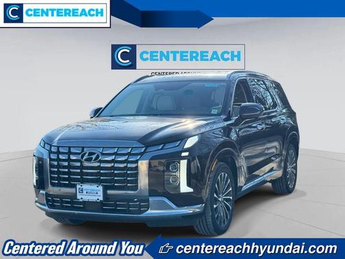 Burgundy 2023 Hyundai PALISADE Calligraphy