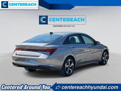 Metal 2023 Hyundai ELANTRA SEL