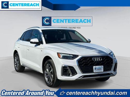 Glacier White Metallic 2023 Audi Q5 45 S line quattro Premium