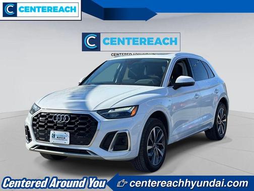 Glacier White Metallic 2023 Audi Q5 45 S line quattro Premium