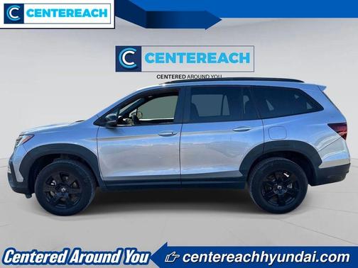 Lunar Silver Metallic 2022 Honda Pilot TrailSport