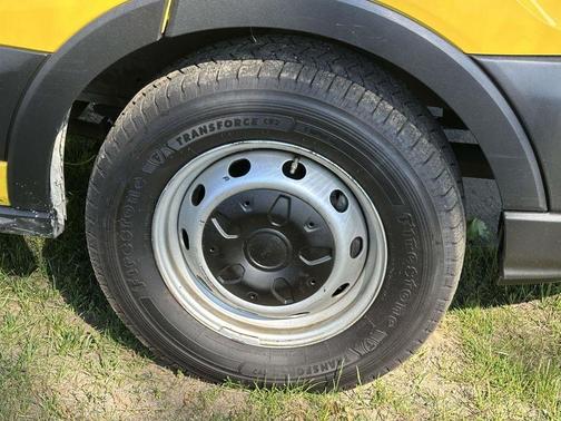 Oxford White 2020 Ford Transit-150 BASE
