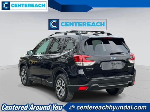 Crystal Black Silica 2021 Subaru Forester Premium