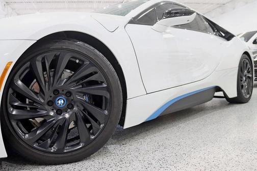 2015 BMW i8 Base