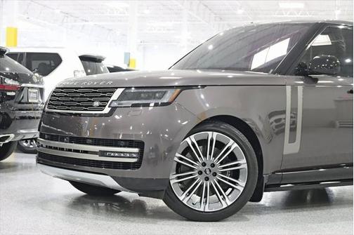 2023 Land Rover Range Rover SE