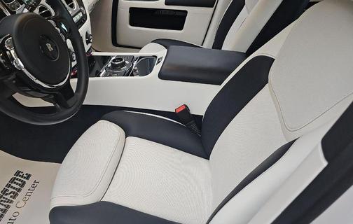 Arctic White 2018 Rolls-Royce Ghost