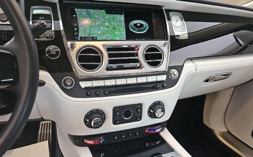 Arctic White 2018 Rolls-Royce Ghost