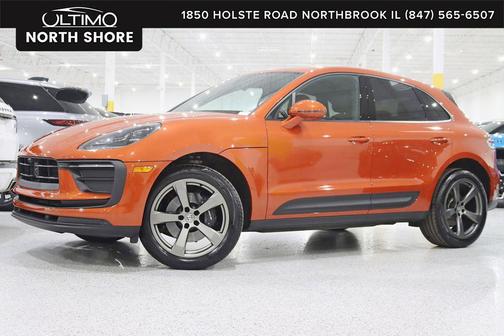 2025 Porsche Macan Base