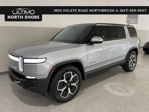 2024 Rivian R1S Adventure