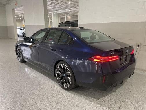 2024 BMW i5 M60