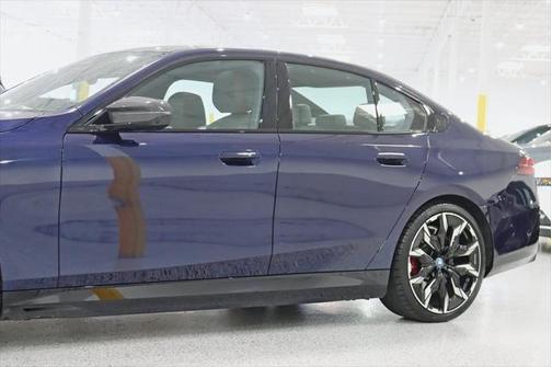2024 BMW i5 M60
