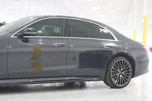 Graphite Gray Metallic 2022 Mercedes-Benz S-Class S 580 4MATIC