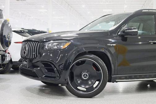 Obsidian Black Metallic 2021 Mercedes-Benz AMG GLS 63 Base