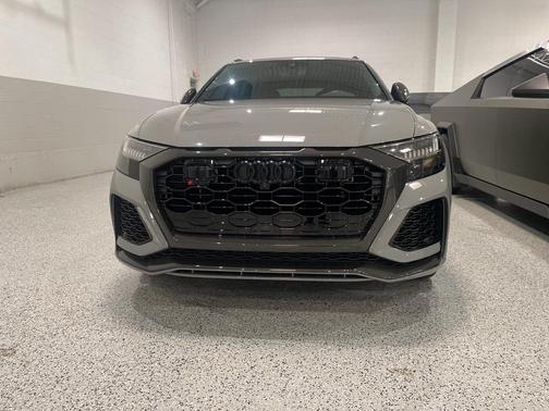 2024 Audi RS Q8 4.0T