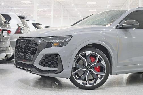 2024 Audi RS Q8 4.0T