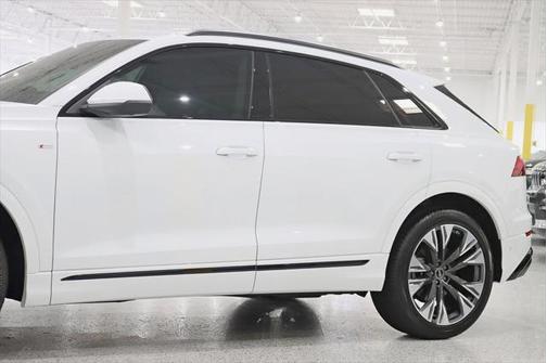 2025 Audi Q8 55 Prestige