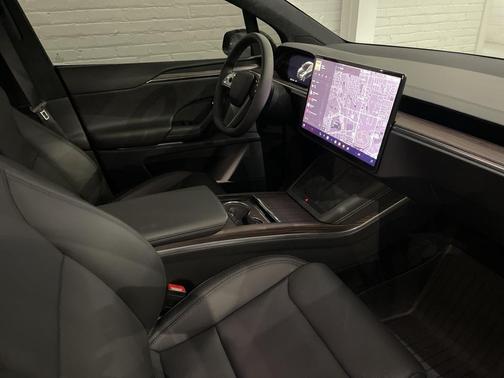 2024 Tesla Model X Base