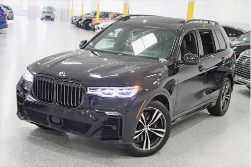 2021 BMW X7 M50i