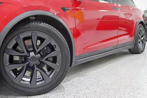 2022 Tesla Model X Plaid