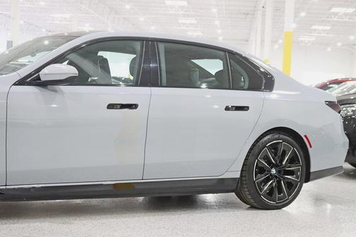 2024 BMW i7 xDrive60