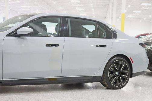 2024 BMW i7 xDrive60