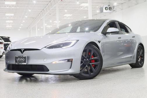 Lunar Silver 2025 Tesla Model S Plaid