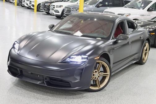2020 Porsche Taycan Turbo