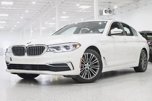 2020 BMW 530e xDrive iPerformance