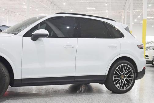 2022 Porsche Cayenne Cayenne