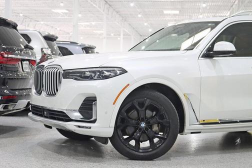 2019 BMW X7 xDrive40i