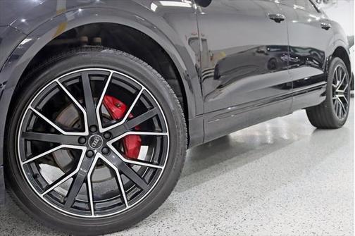 2020 Audi Q8 55 Premium Plus