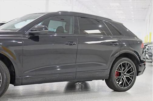 2020 Audi Q8 55 Premium Plus