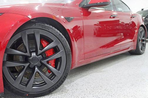 2025 Tesla Model S Plaid