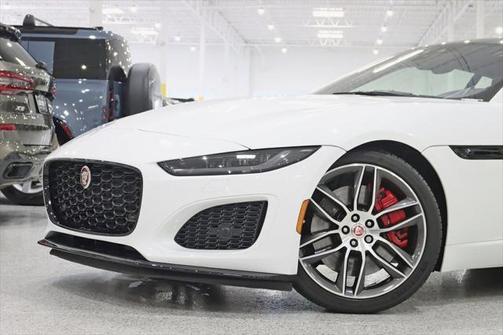 2022 Jaguar F-TYPE P450