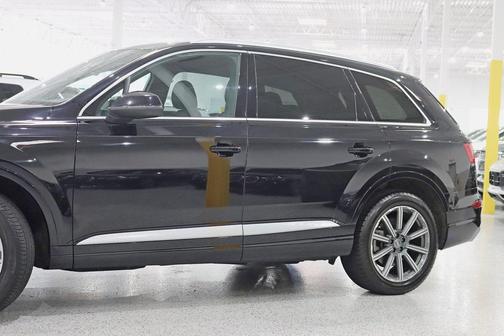 2019 Audi Q7 45 Premium Plus